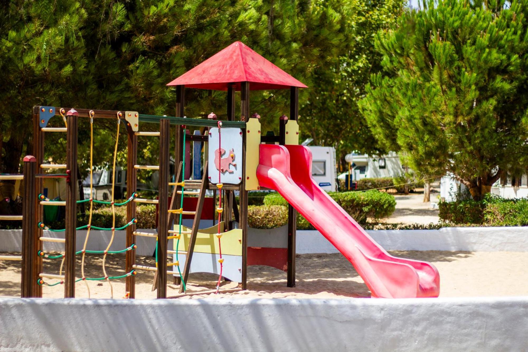 Parque de Campismo Orbitur Valverde Luz Exterior foto